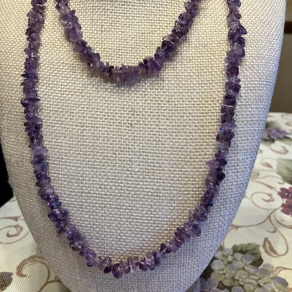 AMETHYST STRAND IF CHIP BEADS - Picture 4 of 10